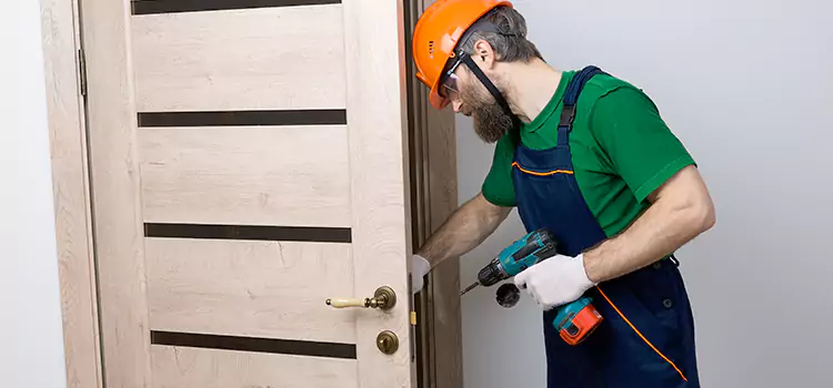 Replace Internal Door Handle with Lock Sainte-Julienne